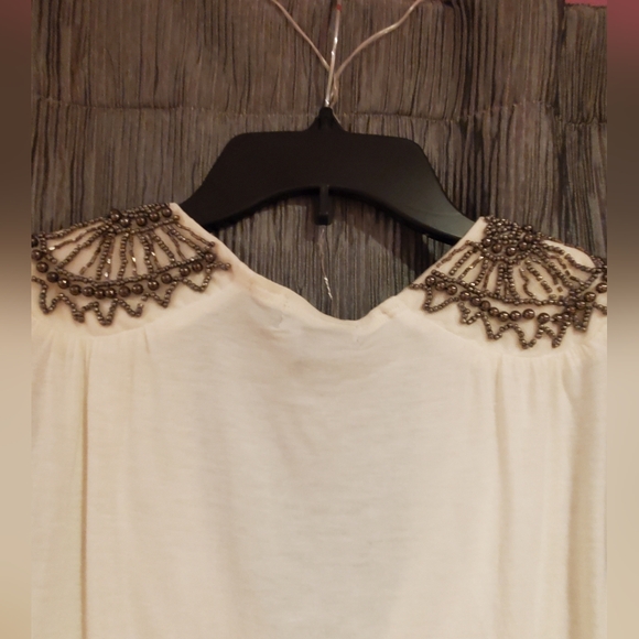 Sleveless top - Picture 6 of 8